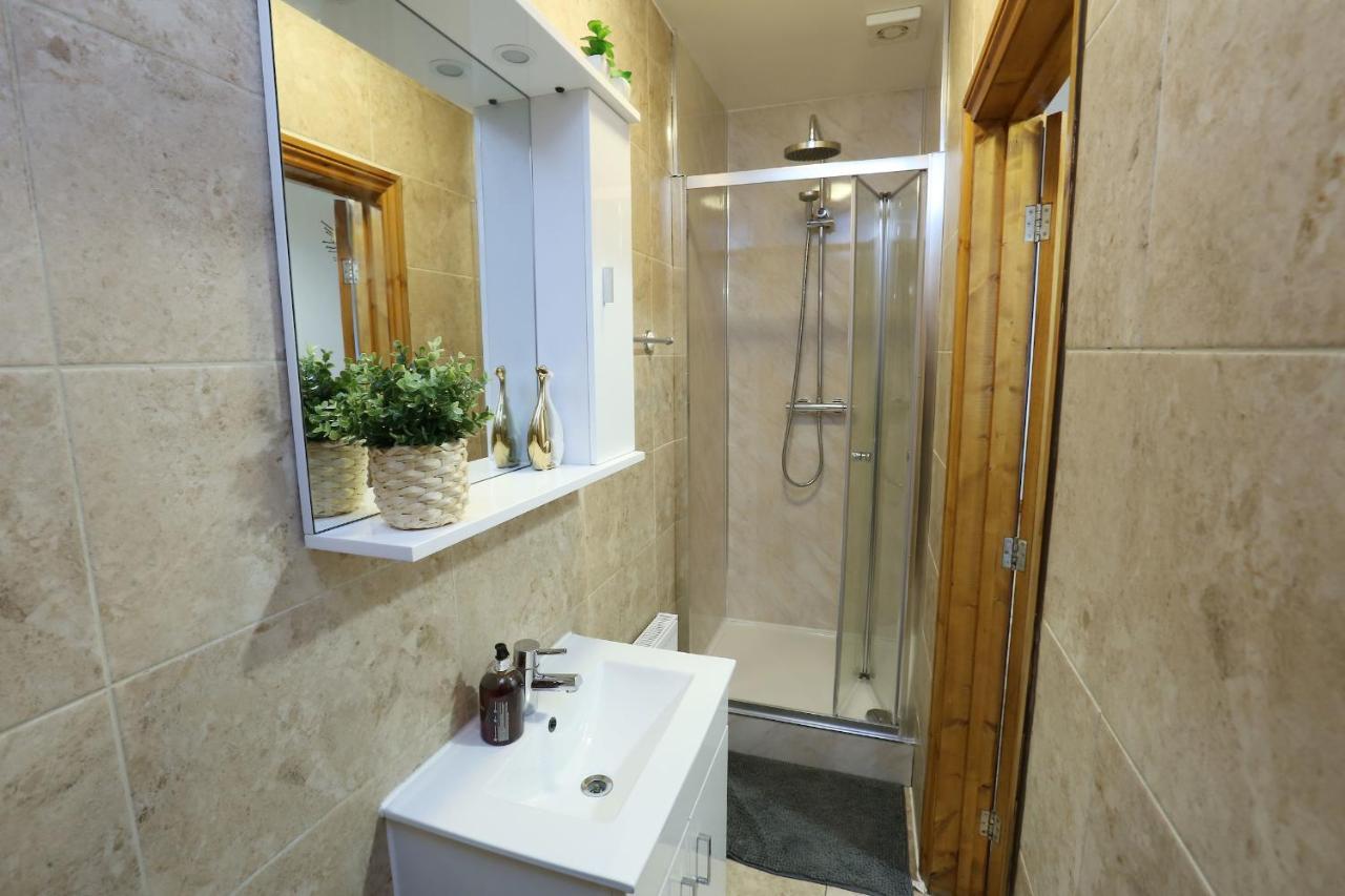 Luxurious Apartment "N22" London Bagian luar foto