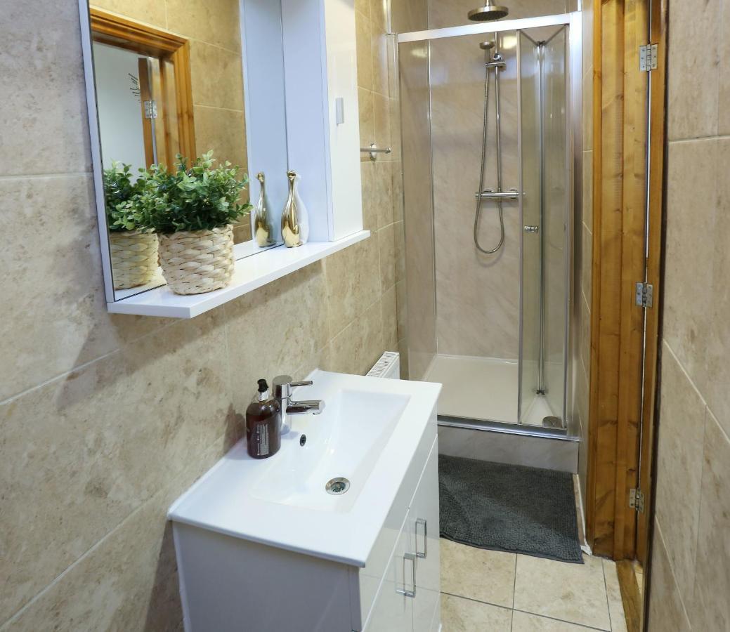 Luxurious Apartment "N22" London Bagian luar foto